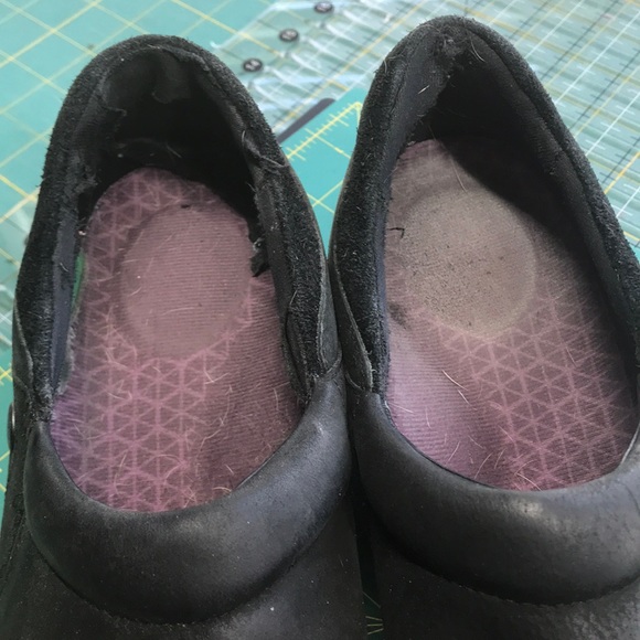 Women’s Dansko clogs - Picture 4 of 7